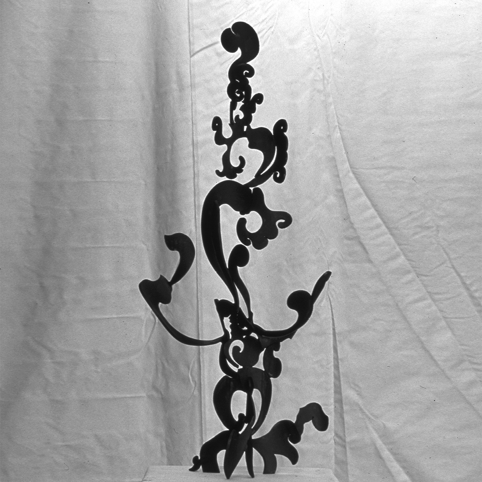 Opus 21, 1995, sculpture by Adrian Mauriks.